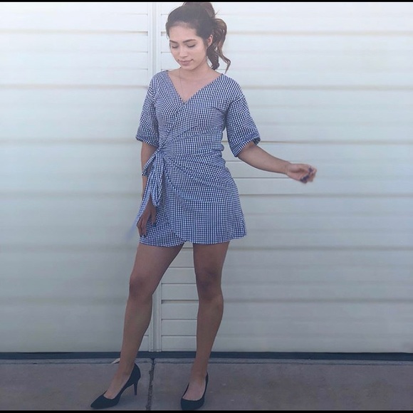 Dress - Picture 2 of 2